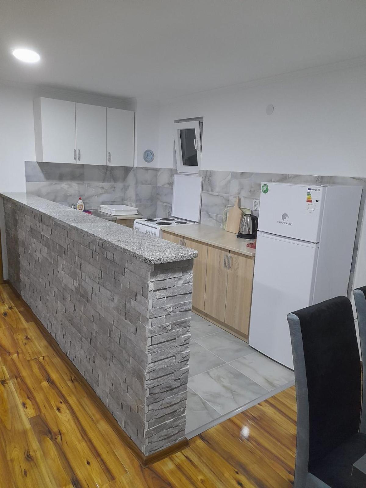 Apartman Micevic Foca Buitenkant foto